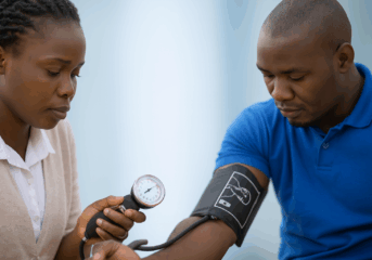 Hypertension en Afrique : une bombe silencieuse qui touche de plus en plus de jeunes